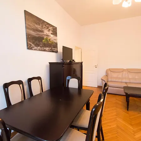 Happyestate Ul Rynek Old Town Breslavia